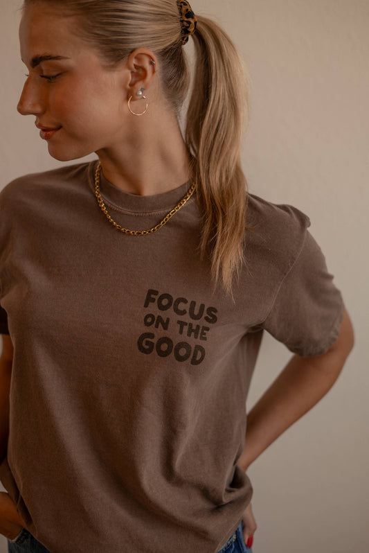 Focus on the Good Tee - Espresso | Christian Tee
