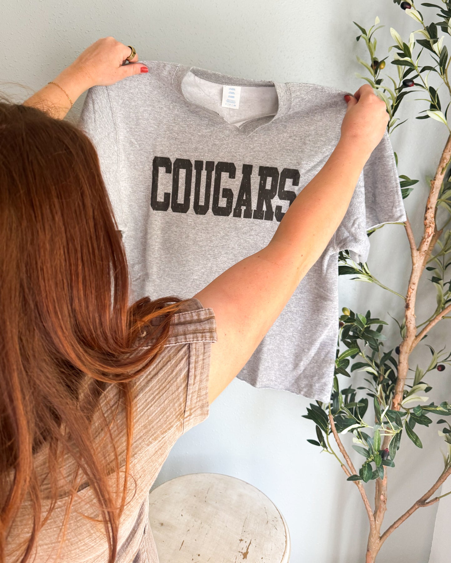 COUGARS Cut Sweatshirt Tee