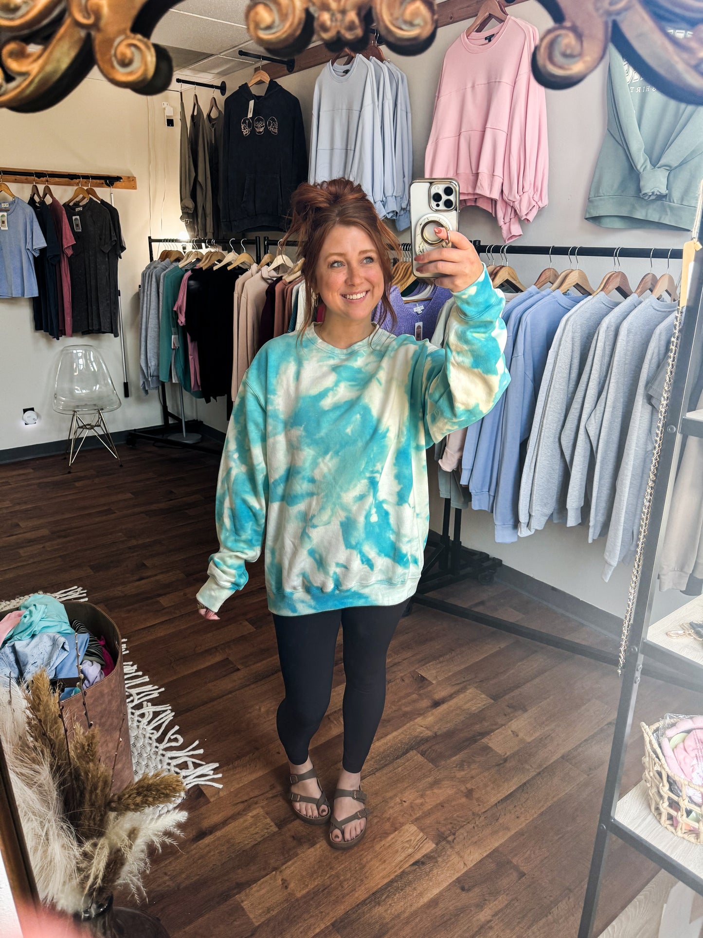 Basic Acid Washed Sweatshirt Crewneck