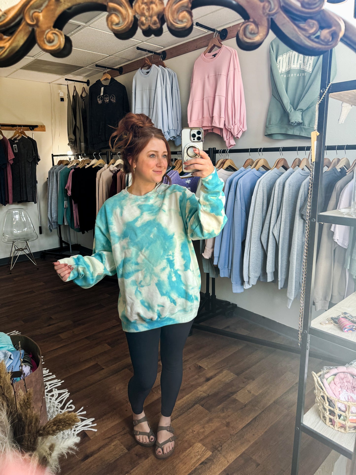 Basic Acid Washed Sweatshirt Crewneck