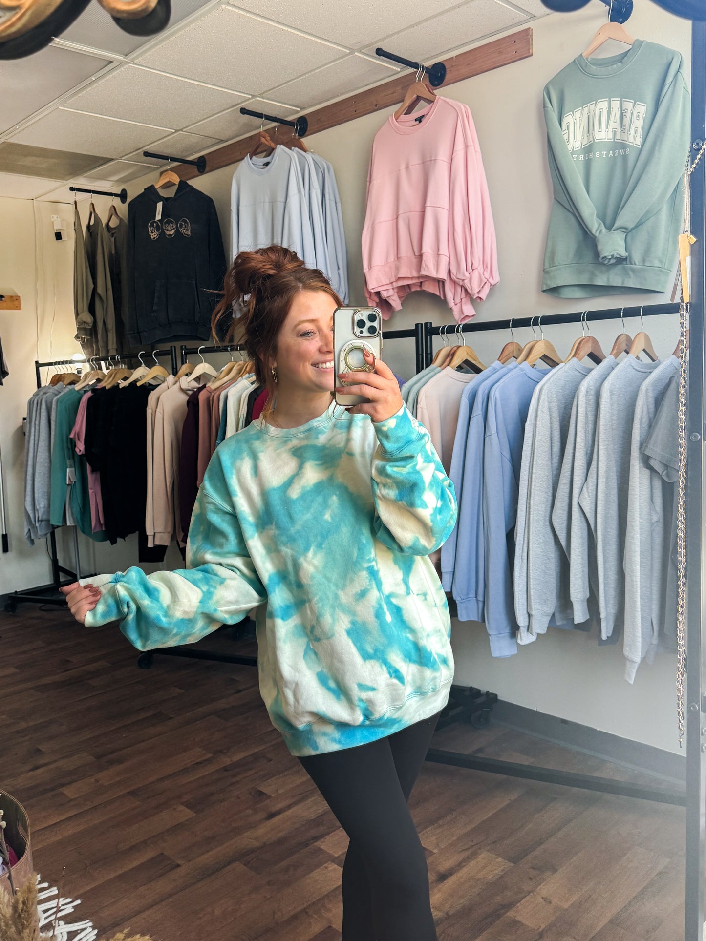 Basic Acid Washed Sweatshirt Crewneck