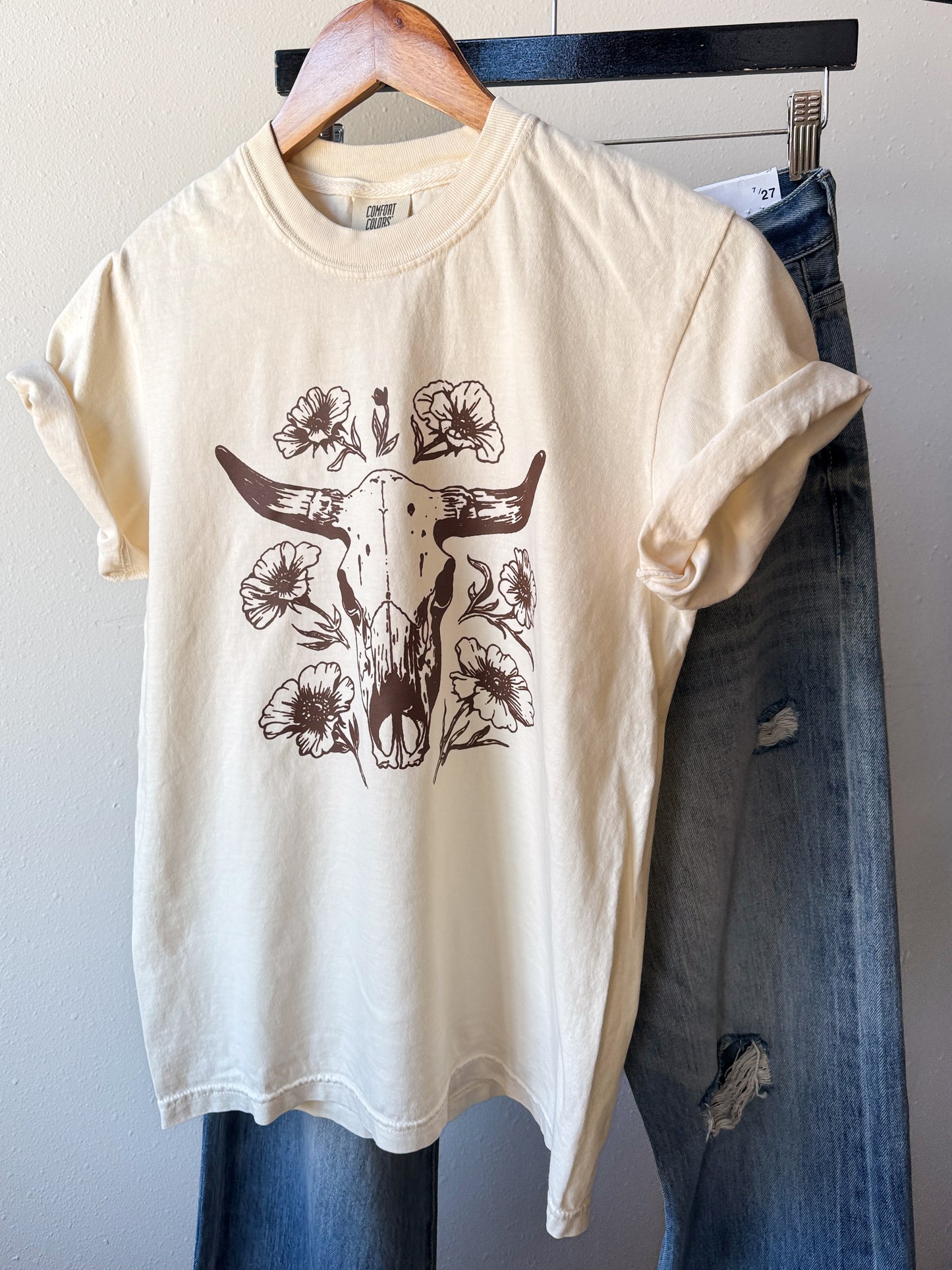 Floral Longhorn Skull Comfort Colors Tee, Ivory