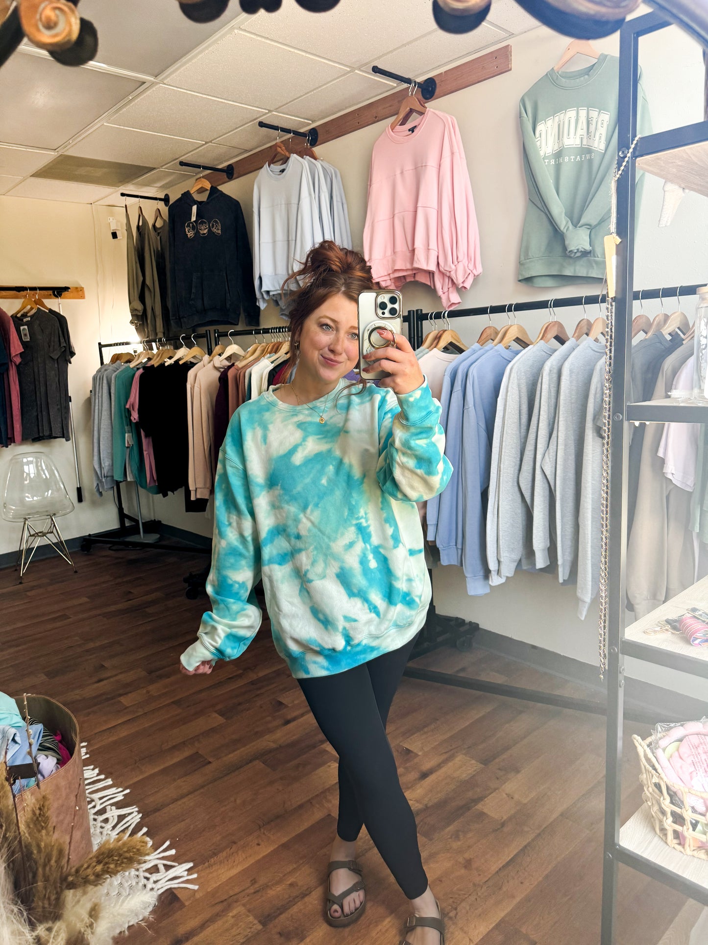 Basic Acid Washed Sweatshirt Crewneck