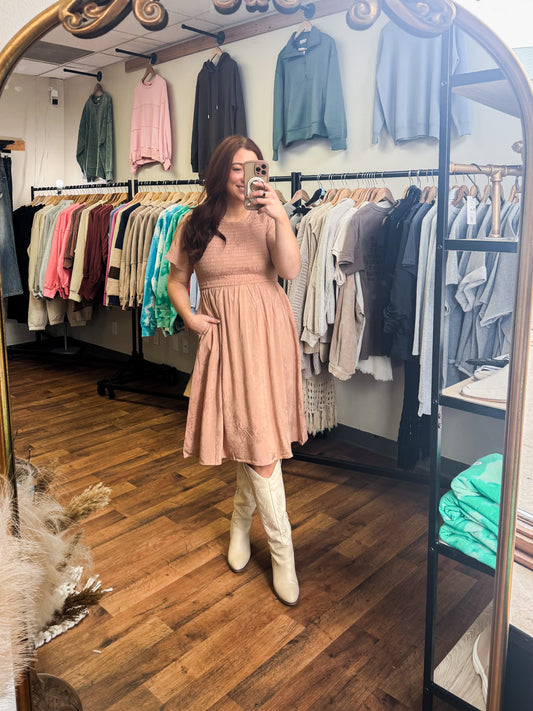Maylee Dress in Apricot