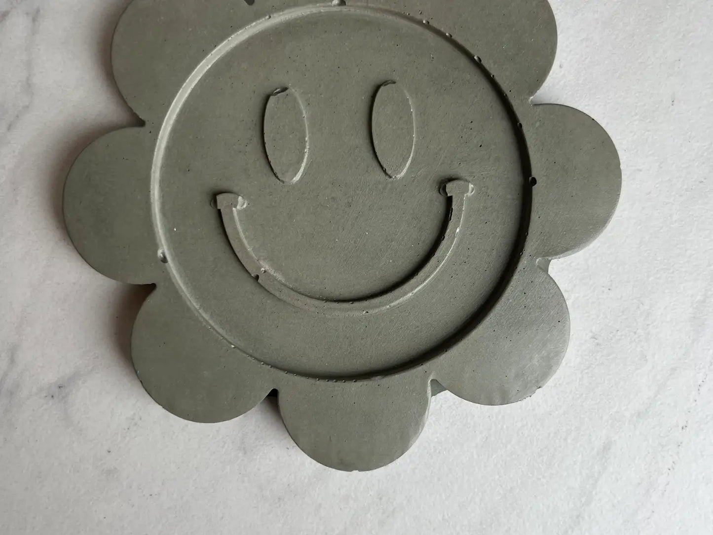 Daisy Concrete Coaster