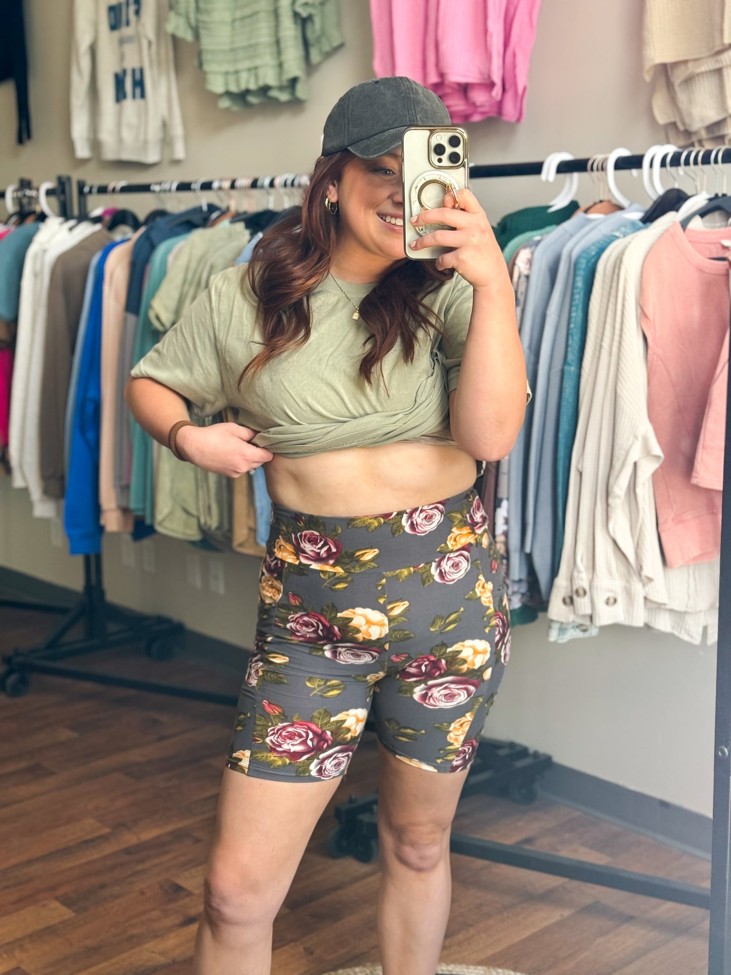 Floral Biker Shorts - POCKETS (S-CURVY)