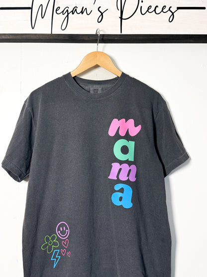 Retro Mama Sticker-style Graphic Comfort Colors Tee, Pepper